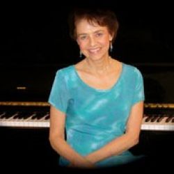 Pianist Beth Sherdell
