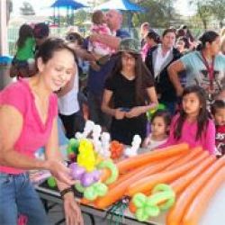 Gloria Maltun Balloon Artist