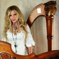 Harpist Carol Tatum