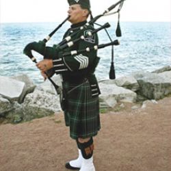 A Celtic Bagpiper For Weddings & All Occasions