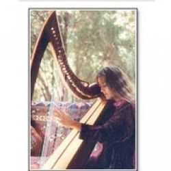 Harpist Shawna Selline